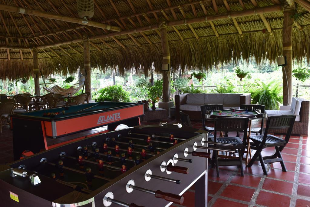 Palomino Breeze Hostal Ngoại thất bức ảnh