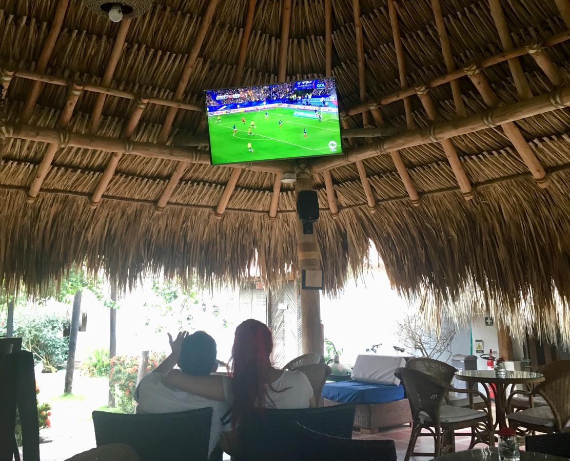 Palomino Breeze Hostal Ngoại thất bức ảnh